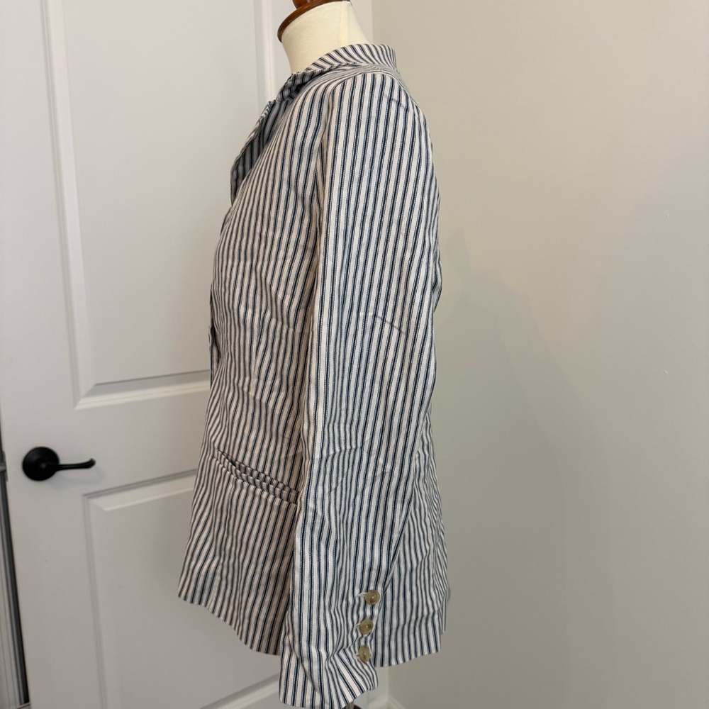 Evereve Navy and White‎ Striped Blazer - Picture 4 of 13